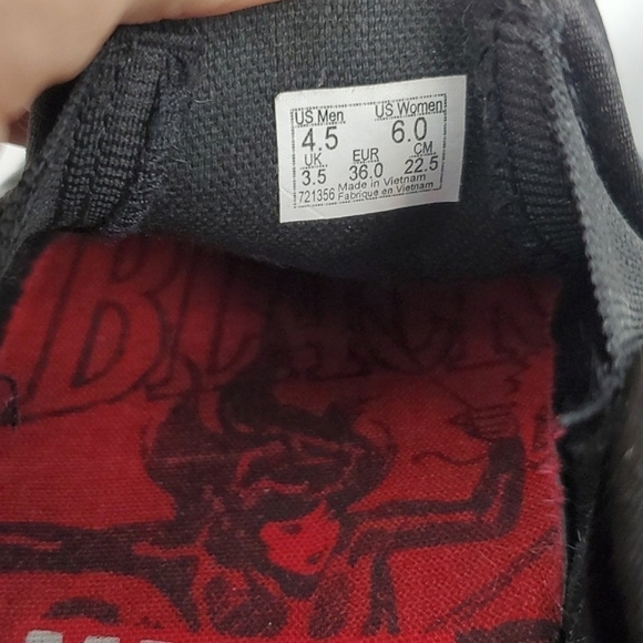Vans Marvel Black Widow Classic Slip On Sneaker - Picture 8 of 8